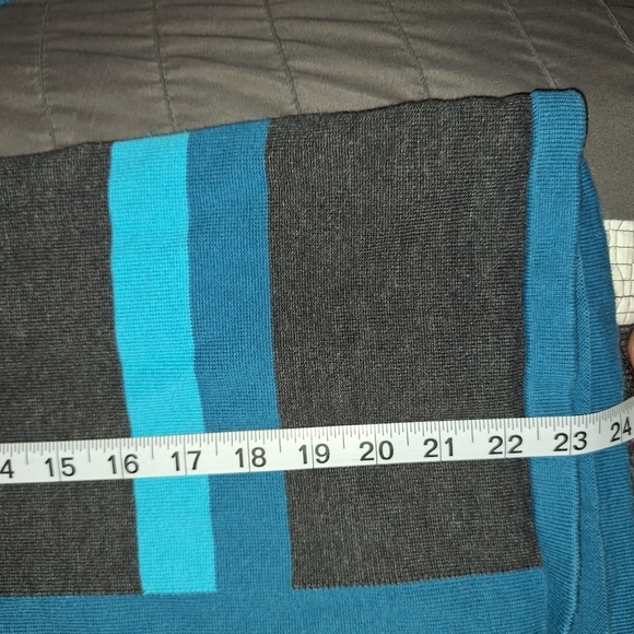Allison Daley Turquoise & Black Pullover Rhinest Long Sleeve Sweater Size Small - Picture 8 of 8